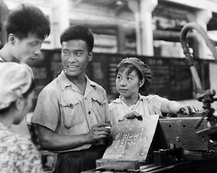 1968 上海机床厂业余大学培养出的第一批毕业生