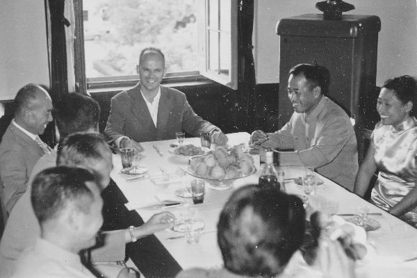 12265497_13914067622427