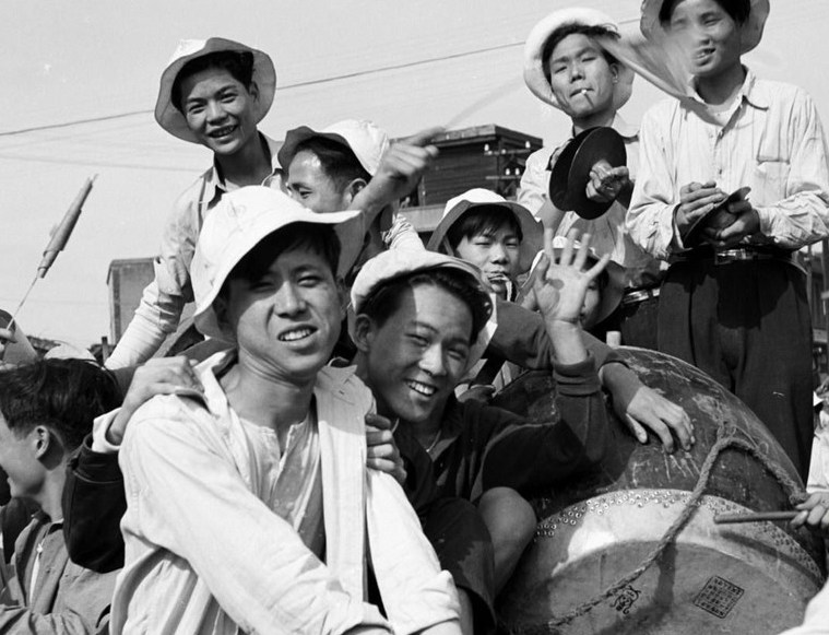 900x600_AD8KVTKQ4T8E0001