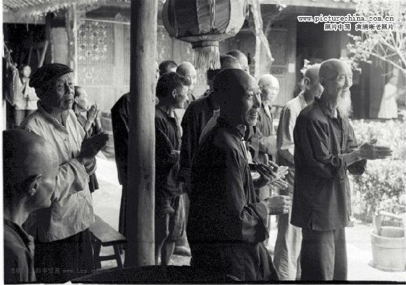 2333818_14116165339768