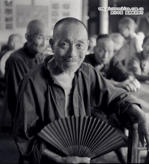 2333818_14116165388678