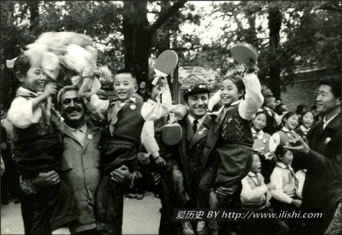 5a06287d06f16db93b6d2