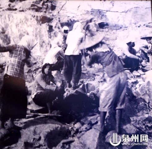 627cb02fx77abff2d86de&690