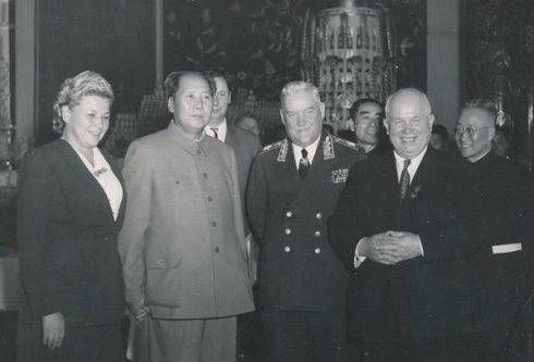 001kVMOogy6ZEx7gqn44e&amp;690