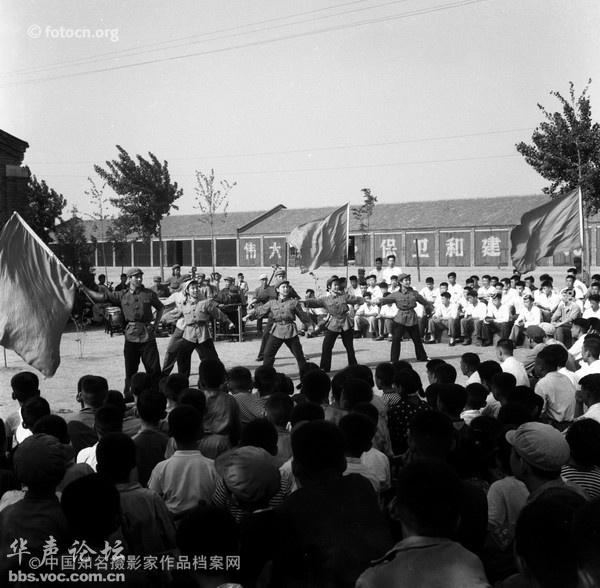 201504231526314141-4505638