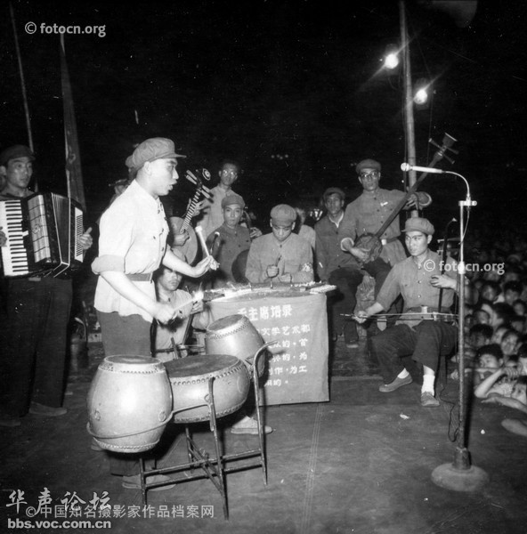 201504231527359871-4505638