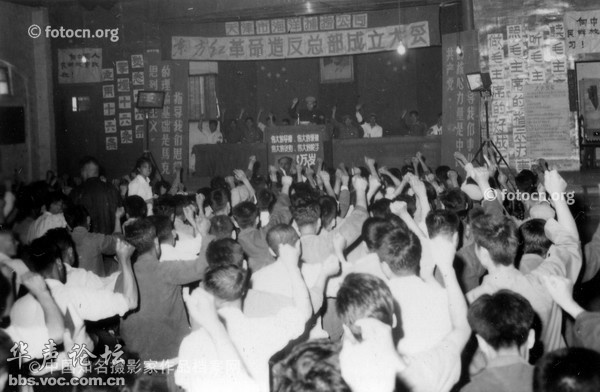 201504231529077561-4505638