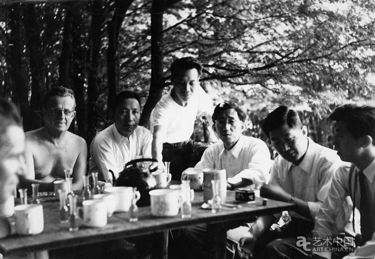 001ec949ff8b0fc6ba365f