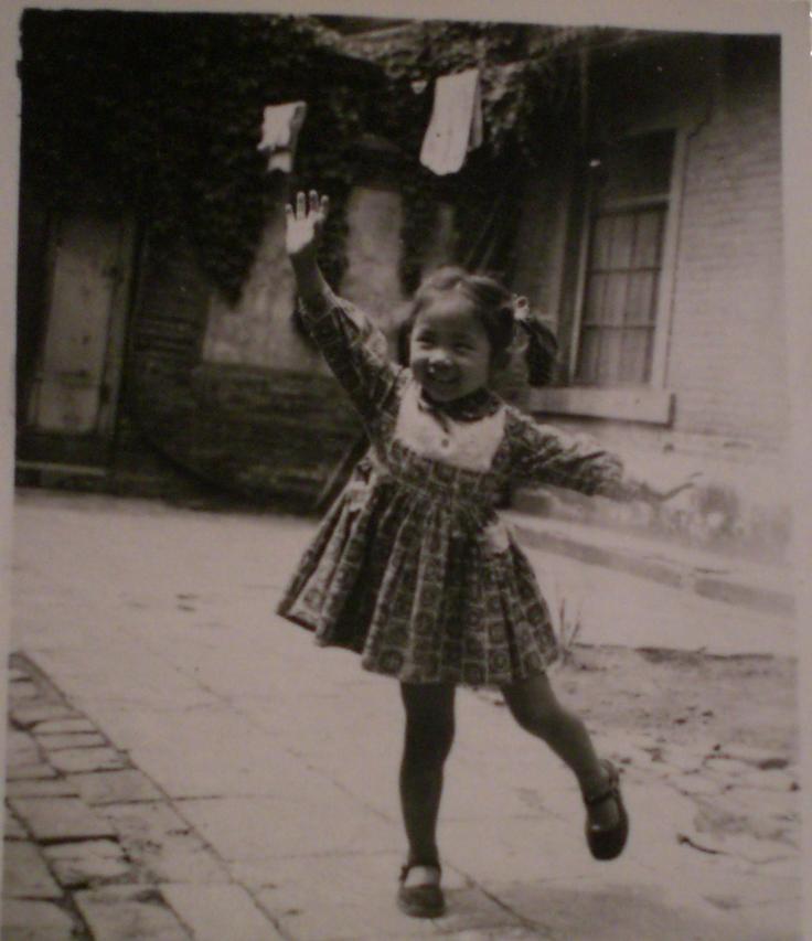 1965-circa-about-canzheng