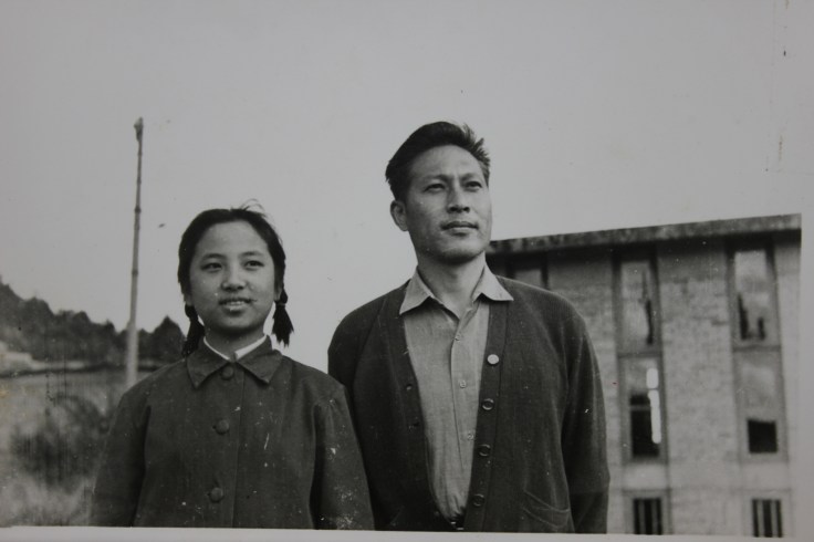 1977.05.08-所-图书馆侧-IMG_8922