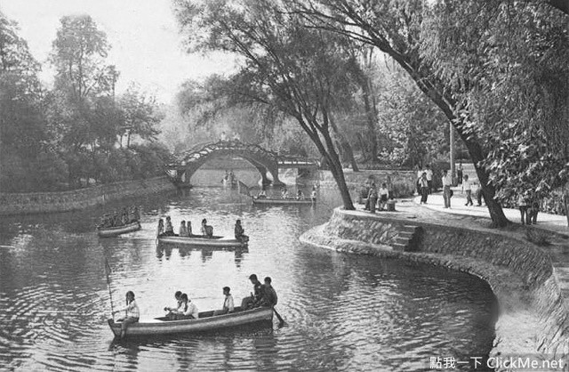 2579ca2e281cd4f50a1daebe2bd124df