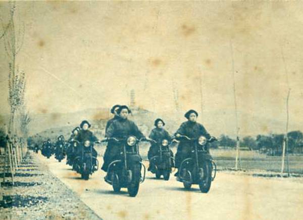 001kvmoogy6zfpo9jq965690