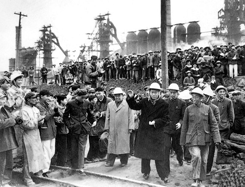 1958%e5%b9%b410%e6%9c%88%e4%b8%ad%e5%85%b1%e4%b8%ad%e5%a4%ae%e5%89%af%e4%b8%bb%e5%b8%ad%e5%88%98%e5%b0%91%e5%a5%87%e8%a7%86%e5%af%9f%e9%a9%ac%e9%9e%8d%e5%b1%b1%e9%92%a2%e9%93%81%e5%8e%82