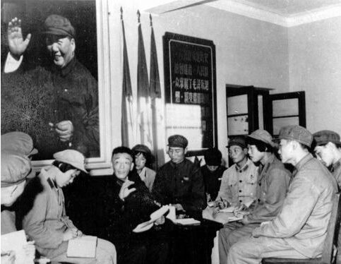 %e5%90%b4%e5%92%8f%e6%b9%981966%e5%b9%b4%e5%8f%82%e5%8a%a0%e5%8d%97%e4%ba%ac%e5%86%9b%e5%8c%ba%e5%ad%a6%e6%af%9b%e9%80%89%e7%a7%af%e6%9e%81%e5%88%86%e5%ad%90%e4%bb%a3%e8%a1%a8%e5%a4%a7%e4%bc%9a