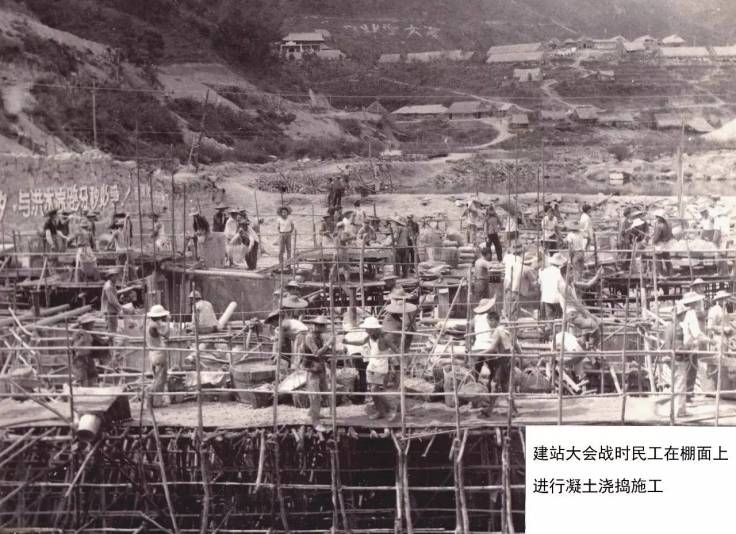 6c7ab76d238a40e2a24e3d4330899326_th