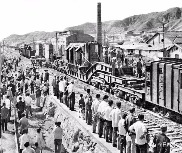 4c4836f879bd47f7bfd65bb19f04af21