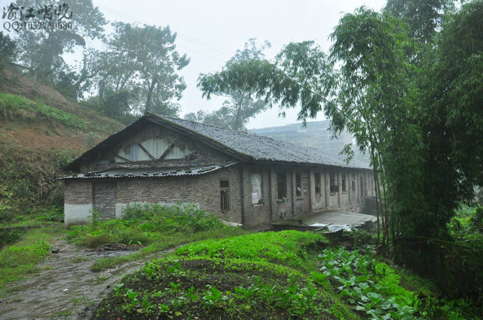 001Ze4y7zy7orScHyra84&amp;690